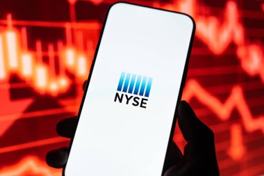 NYSE veya New York Menkul Kıymetler Borsası logosu 12 Şubat 2026 'da Hindistan' ın Bangalore kentindeki bir akıllı telefonun ekranında sergilenmektedir.