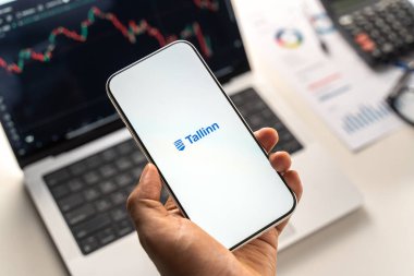 Nasdaq Tallinn AS veya Tallinn Menkul Kıymetler Borsası logosu 12 Şubat 2026 'da Hindistan' ın Bangalore kentindeki bir akıllı telefon ekranında sergilenmektedir.