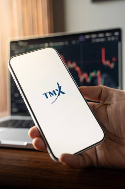 TMX Group logosu 12 Şubat 2026 'da Hindistan' ın Bangalore kentindeki bir akıllı telefon ekranında görüntülenmektedir.
