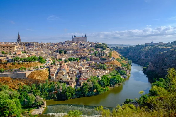 Mirador del Valle 'nin dramatik manzarası - Toledo, İspanya
