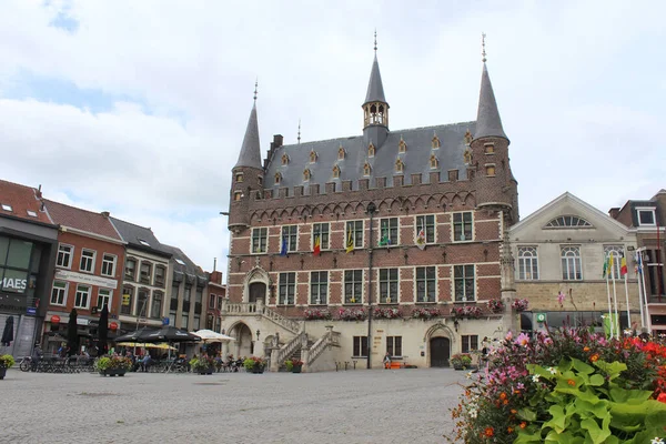 Geraardsbergen Bélgica Julho 2021 Vista Câmara Municipal Medieval Market Place — Fotografia de Stock