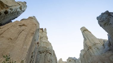 Jeolojik oluşumlar ve sönmüş volkanların fotoğrafları. arkaplan fotoğrafları.