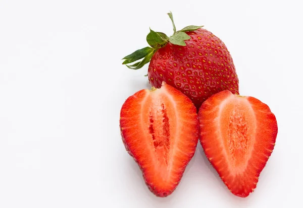 Fotos Von Erdbeeren Auf Weißem Hintergrund — Stockfoto