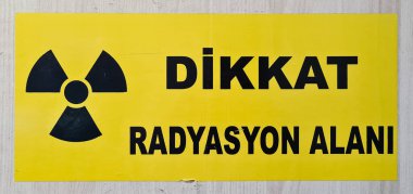 15 Mayıs 2021 İzmir, Türkiye. Sanayi bölgelerinde kullanılan işaretler. Fotoğraf haber amaçlıdır.