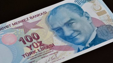 13 Eylül 2021. İzmir, Türkiye. Türk Lirasının fotoğrafları. Fotoğraf haber amaçlıdır.