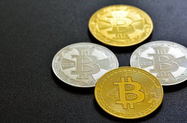 12 Eylül 2021. Hindi. çeşitli dijital para birimi fotoğrafları. Haber amaçlı bir fotoğraf.