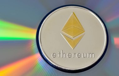 21 Eylül 2021, Türkiye. çeşitli sanal para fotoğrafları. Haber amaçlı bir fotoğraf.