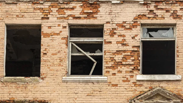 Broken Windows Old Abandoned Building — Stock Photo, Image