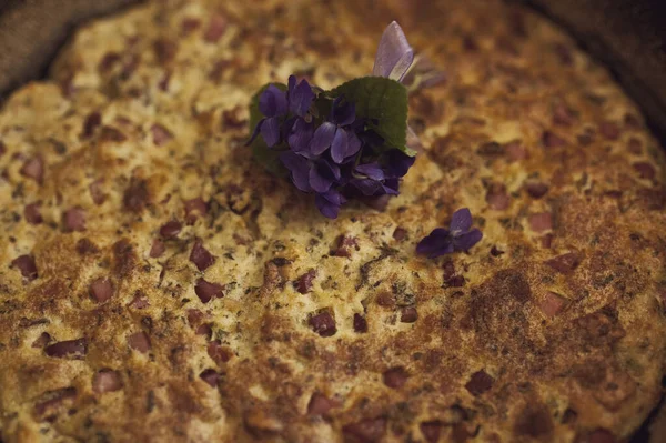 Piatto Tradizionale Ceco Pasqua Ripieno Pane Carne Erbe Aromatiche Ortica Immagine Stock