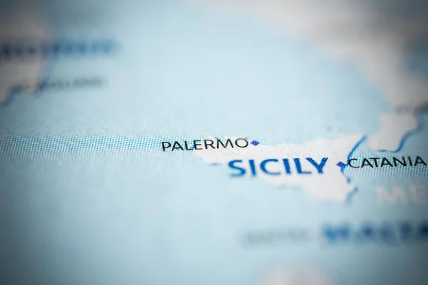 팔레르모 지도에 나오는 이탈리아 — 스톡 사진