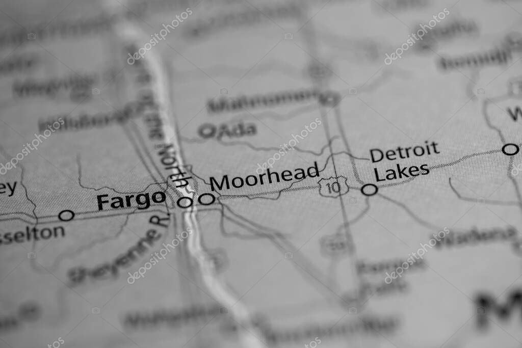 Para llamar a MOORHEAD, en ESTADOS UNIDOS