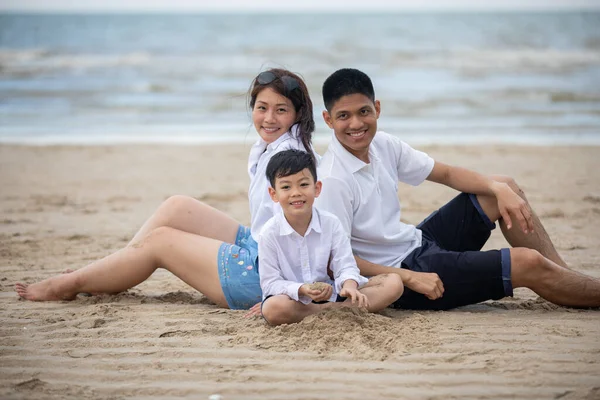 Parents Actifs Les Gens Activité Plein Air Pendant Les Vacances — Photo