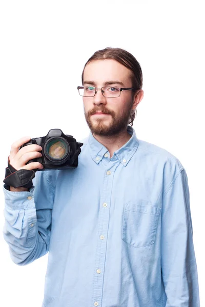 Бородатий чоловік фотографує з камерою — стокове фото