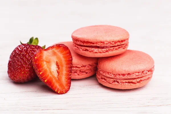 Macaroons on wooden table — Stock Photo, Image