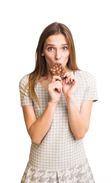 Menina bonita com chocolate — Fotografia de Stock