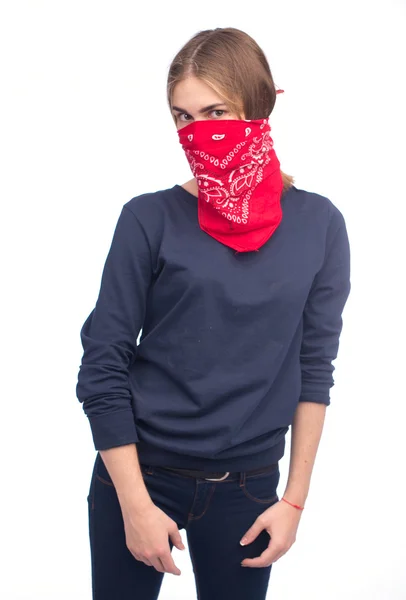 Meisje dragen een sjaal over haar gezicht — Stockfoto
