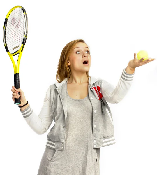 Vacker flicka spela tennis — Stockfoto