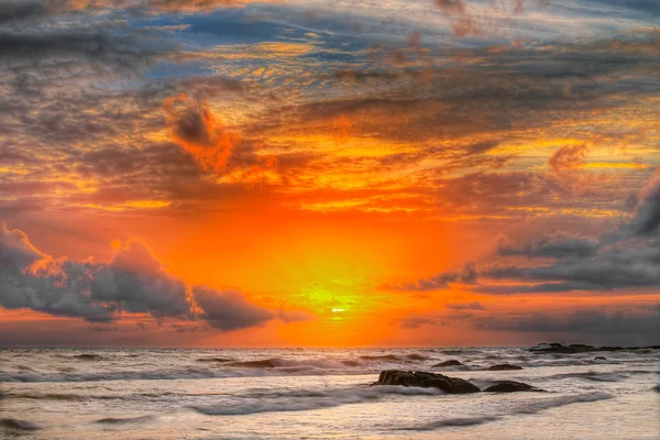 Захід сонця в океані — стокове фото