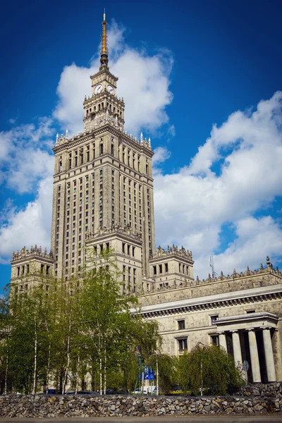 Palacio de la Cultura y la Ciencia en Varsovia, Polonia — Foto de Stock
