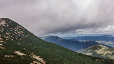 Karpat Dağları 'nın güzel manzarası