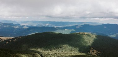 Karpat Dağları 'nın güzel manzarası