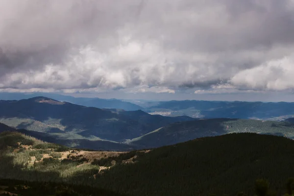 Karpat Dağları Nın Güzel Manzarası — Stok fotoğraf