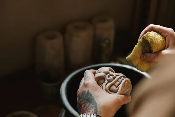 Tattooed Man Hands Painting Clay Cup — Stock Photo, Image