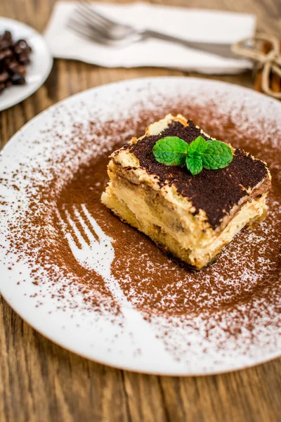 Italiensk dessert tiramisu — Stockfoto