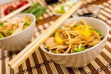 Geleneksel Çin eriştesi