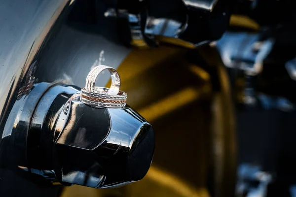 Krásné Šperk Svatební Prsteny Detailní Makro Fotografie — Stock fotografie