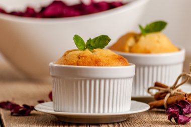 Vanilya sufle veya cupcake