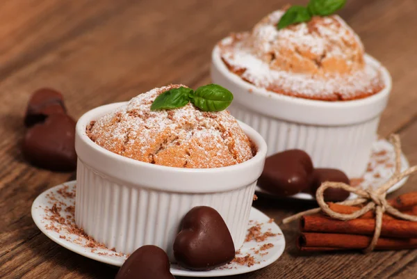 Muffins with chocolate — Stock Photo, Image