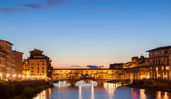 Понте Веккіо, Флоренція (Італія). — стокове фото