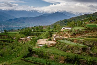Dağlar, Swat köyde
