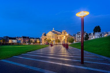 Amsterdam konser salonu