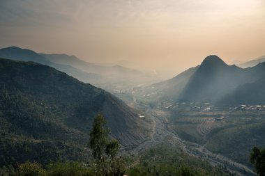Arkasõndaki aralığı Pakistan