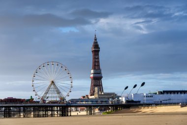 Blackpool Tower & Ferris Wheel clipart