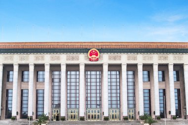 Büyük salon Tiananmen Meydanı, Pekin, Çin, Çince Parlamentosu ve Çin Komünist Partisi tarafından yasama ve törensel etkinlikler için kullanılan at insanlar.