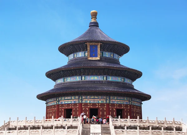Temple of Heaven är ett kejserligt komplex av religiösa byggnader som ligger i den sydöstra delen av centrala Peking. — Stockfoto