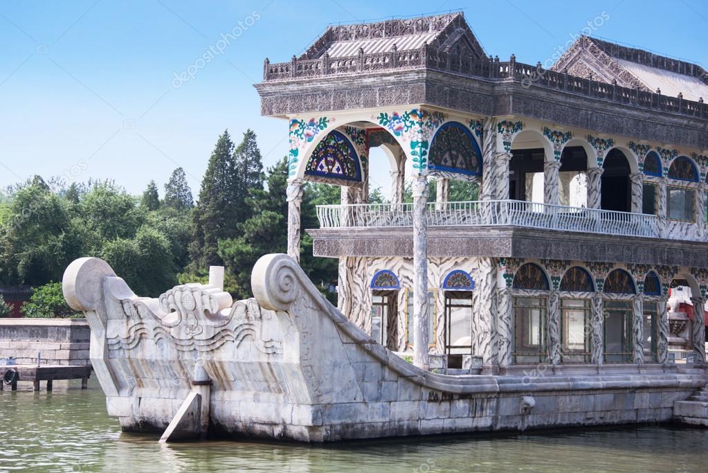 Marble boat at Summer Palace, Beijing, China — Stock Photo