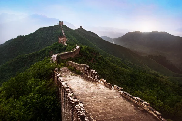 Великая Китайская стена: 7 чудес света . — стоковое фото