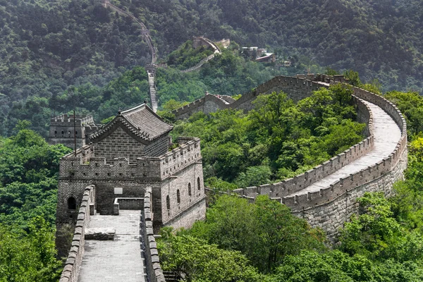Velká čínská zeď: 7 womder světa. — Stock fotografie