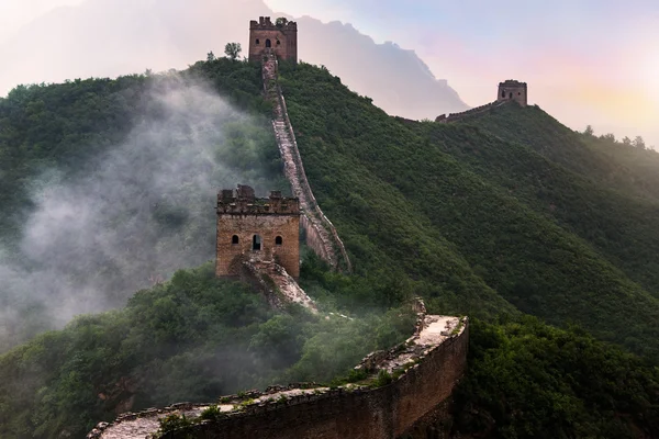 Velká čínská zeď: 7 divu světa. — Stock fotografie