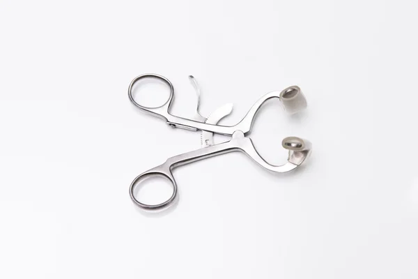 Стоматологічний інструмент у стоматологічній клініці — стокове фото