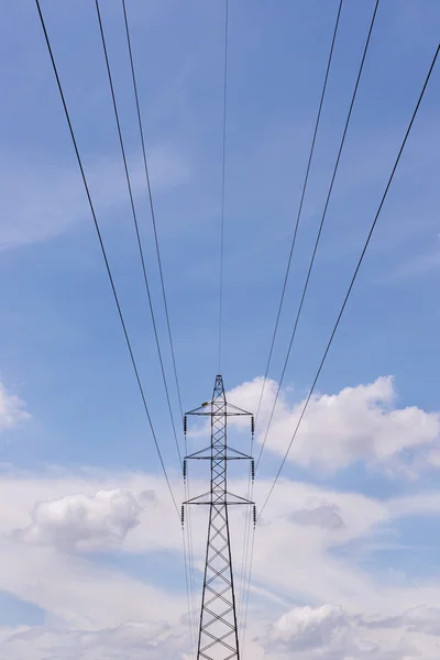 Torre de transmissão de eletricidade — Fotografia de Stock