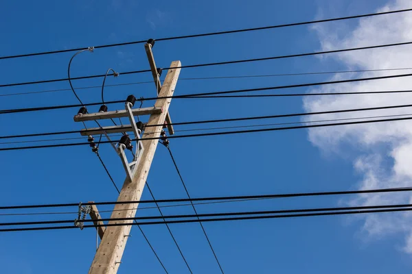 Posto eléctrico na estrada — Fotografia de Stock