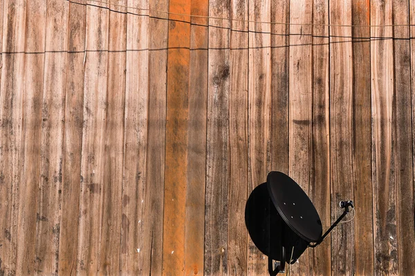 Disco Satelital con pared — Foto de Stock