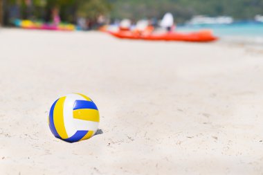 Voleybol kum üzerinde