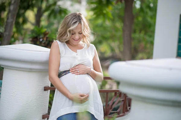Bild einer schwangeren Frau — Stockfoto