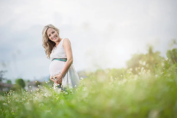 Image of pregnant woman — Stock Photo, Image